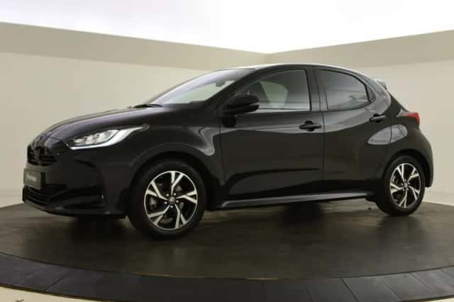 Toyota Yaris (2024) thumbnail 5