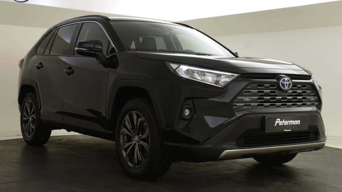 Toyota RAV4 (2023) — foto 1