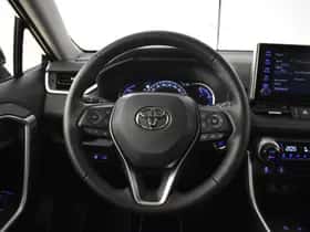 Toyota RAV4 (2023) thumbnail 13