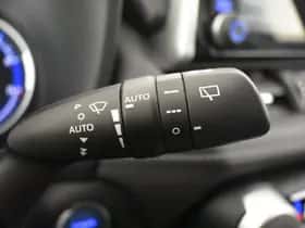 Toyota RAV4 (2023) thumbnail 17