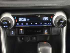 Toyota RAV4 (2023) thumbnail 21