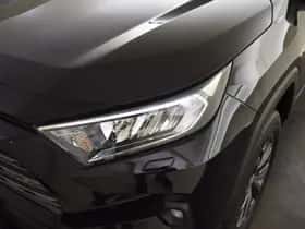 Toyota RAV4 (2023) thumbnail 8
