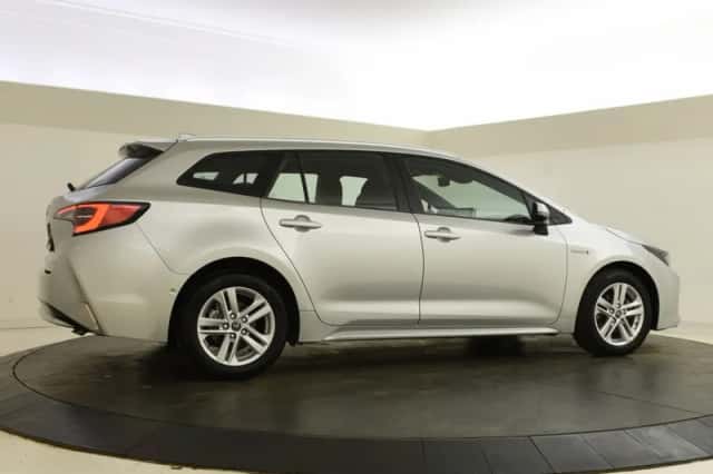 Toyota Corolla (2020) thumbnail 2