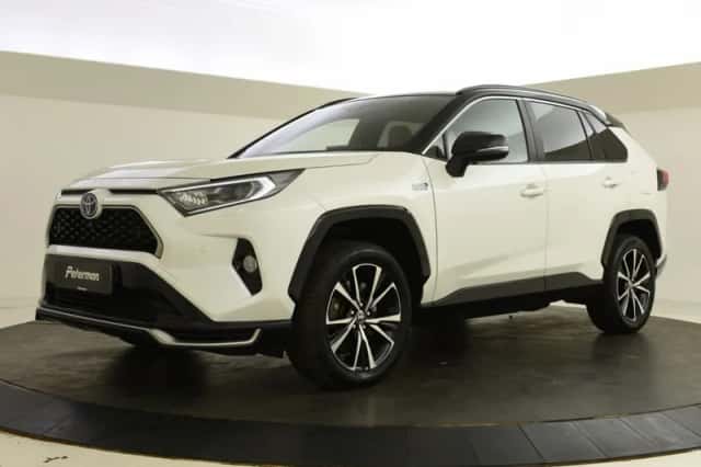 Toyota RAV4 (2022) thumbnail 1