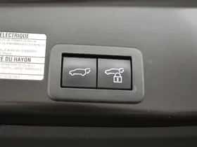 Toyota Yaris Cross (2022) thumbnail 32