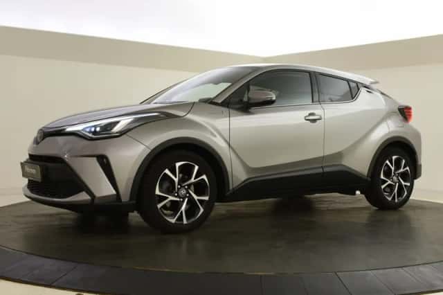 Toyota C-HR (2020) thumbnail 6