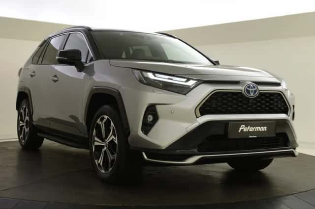Toyota RAV4 (2023) thumbnail 5
