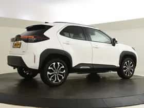 Toyota Yaris Cross (2025) thumbnail 2