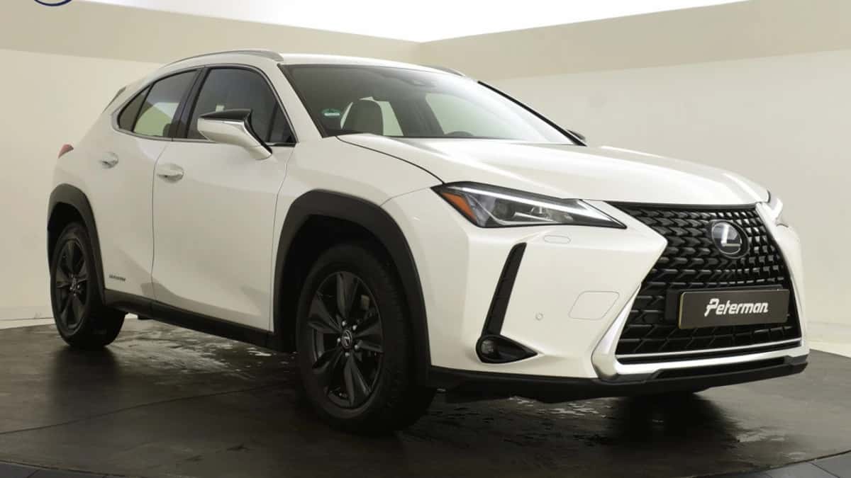 Lexus UX (2019) — foto 1