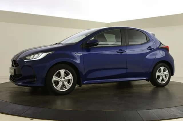 Toyota Yaris (2021) thumbnail 5