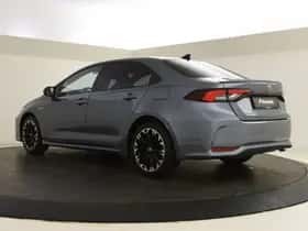 Toyota Corolla (2021) thumbnail 6