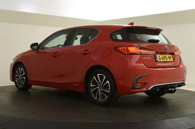 Lexus CT (2019) thumbnail 6