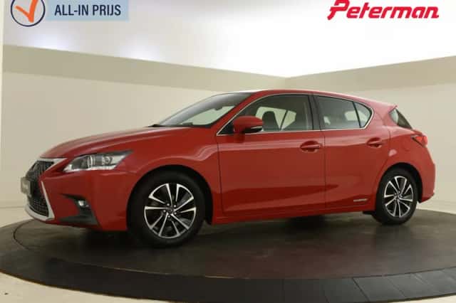 Lexus CT (2019) thumbnail 1