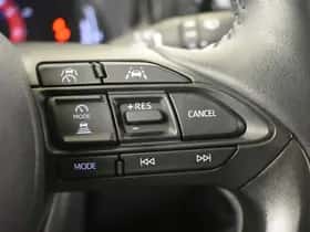 Toyota Yaris (2025) thumbnail 16