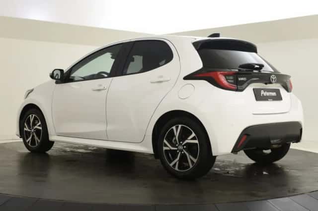 Toyota Yaris (2025) thumbnail 6