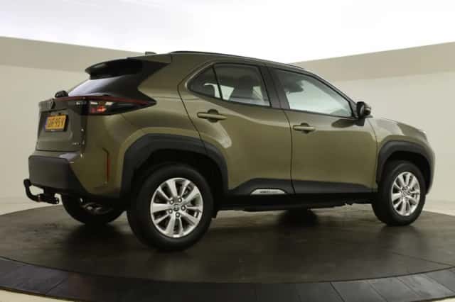 Toyota Yaris Cross (2024) thumbnail 2