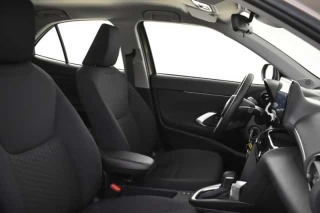 Toyota Yaris Cross (2024) thumbnail 3