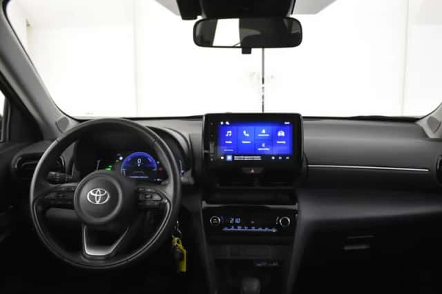 Toyota Yaris Cross (2024) thumbnail 4