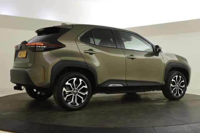 Toyota Yaris Cross (2022) thumbnail 2