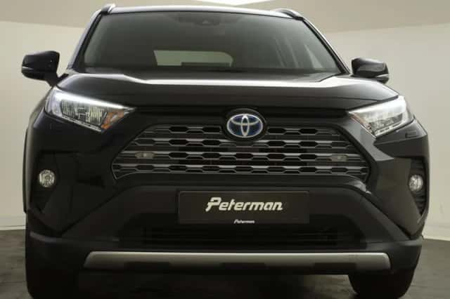 Toyota RAV4 (2020) thumbnail 3