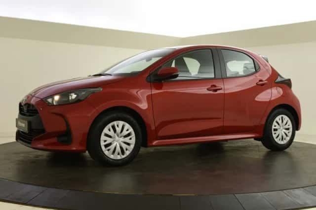 Toyota Yaris (2024) thumbnail 5