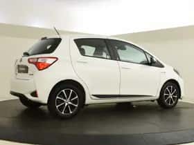 Toyota Yaris (2018) thumbnail 5