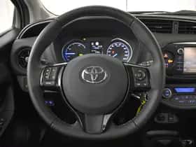 Toyota Yaris (2018) thumbnail 9