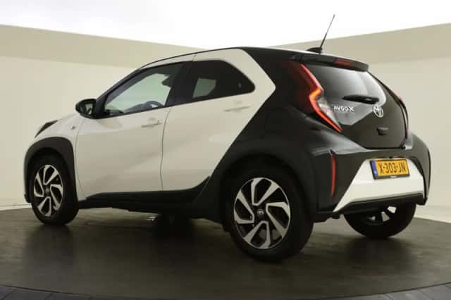 Toyota Aygo (2023) thumbnail 6
