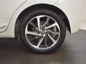 Toyota Yaris (2017) thumbnail 27