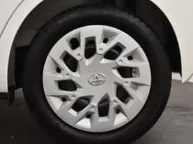 Toyota Aygo (2021) thumbnail 18