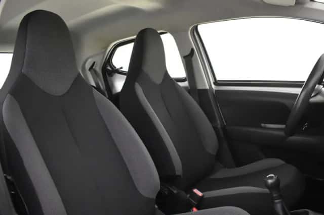 Toyota Aygo (2017) thumbnail 4