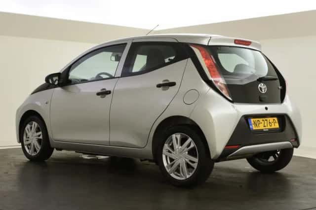 Toyota Aygo (2017) thumbnail 6