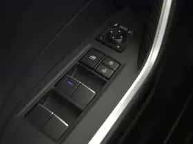 Toyota RAV4 (2019) thumbnail 26