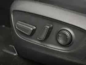Toyota RAV4 (2019) thumbnail 29