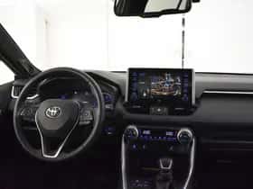Toyota RAV4 (2019) thumbnail 4