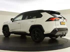 Toyota RAV4 (2019) thumbnail 6