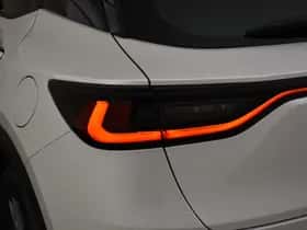 Lexus LBX (2025) thumbnail 10