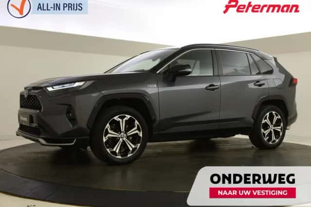 Toyota RAV4 (2022) thumbnail 6