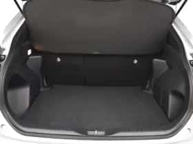 Toyota Yaris Cross (2024) thumbnail 15