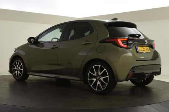 Toyota Yaris (2021) thumbnail 6