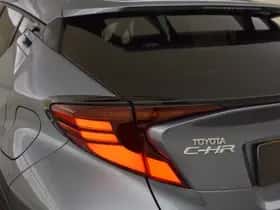 Toyota C-HR (2022) thumbnail 26