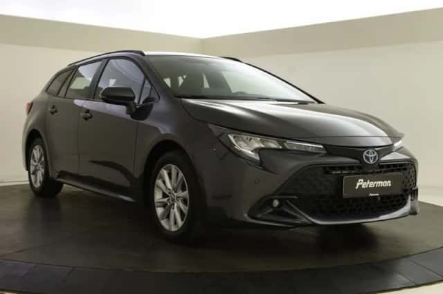 Toyota Corolla (2024) thumbnail 2