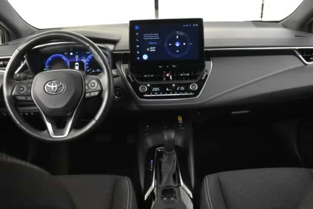 Toyota Corolla (2024) thumbnail 4
