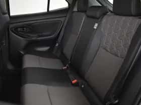Toyota Yaris Cross (2025) thumbnail 18