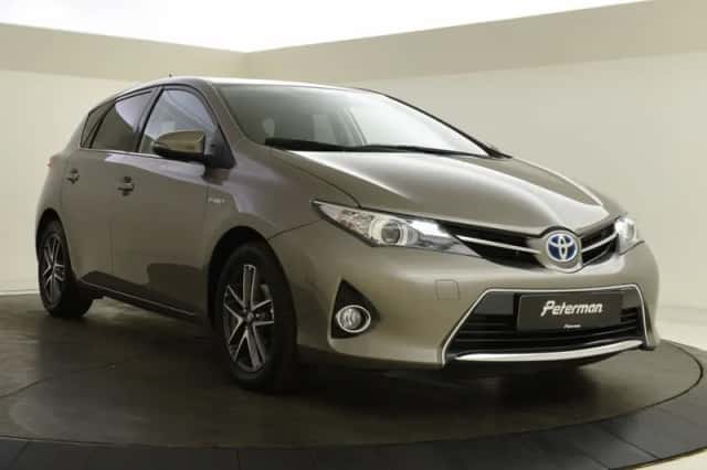Toyota Auris (2014) thumbnail 2