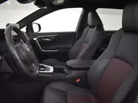 Toyota RAV4 (2024) thumbnail 3