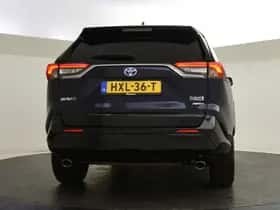 Toyota RAV4 (2024) thumbnail 8