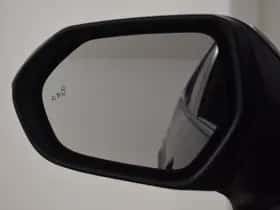 Toyota Yaris Cross (2025) thumbnail 25