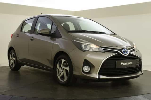 Toyota Yaris (2015) thumbnail 6