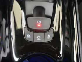 Toyota C-HR (2020) thumbnail 24
